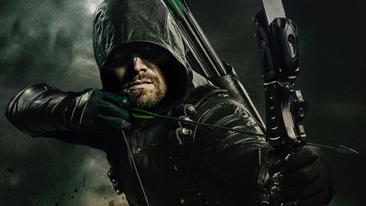 Stephen Amell diz que sente falta de trabalhar no Arrowverso