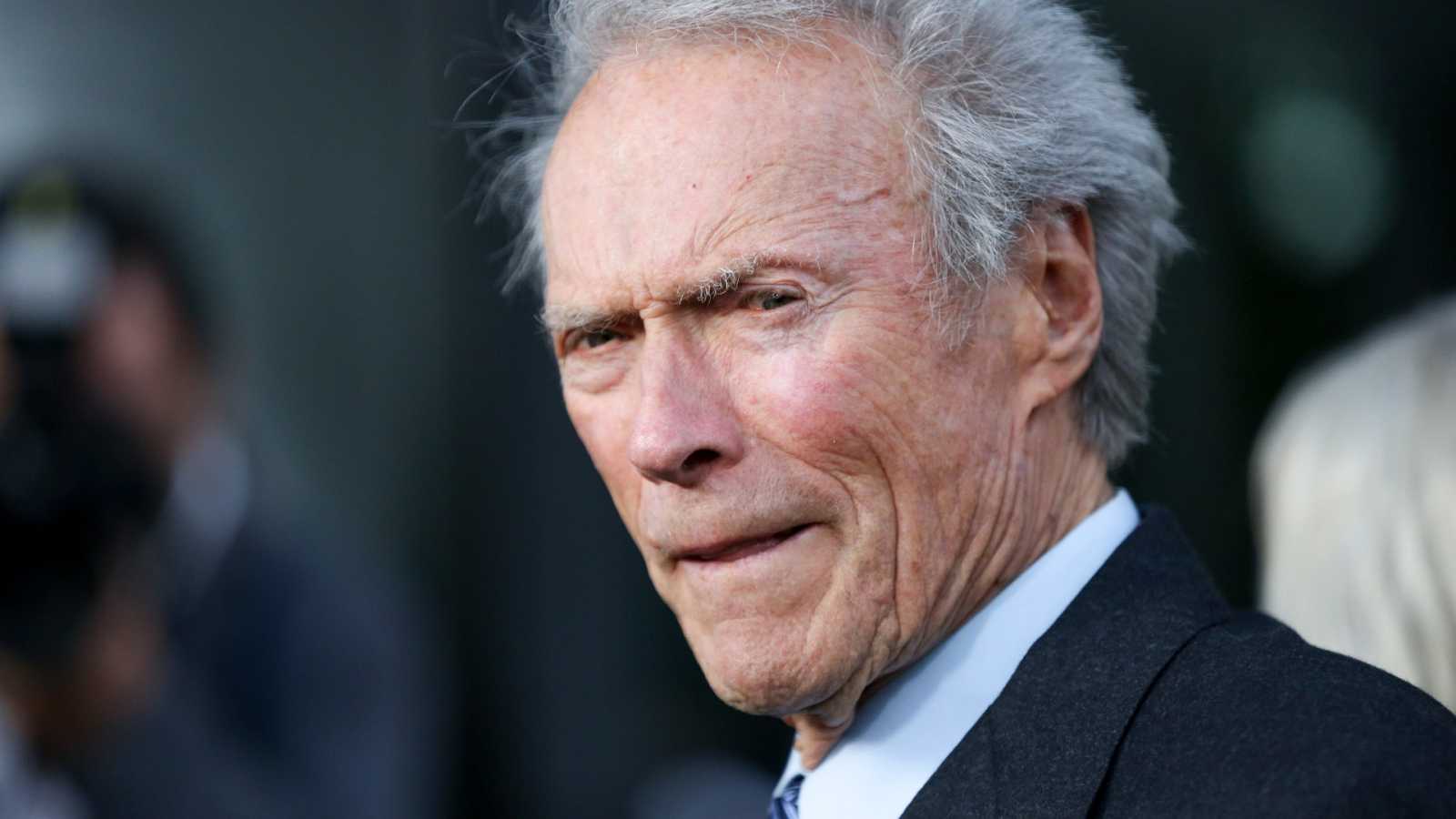 Site afirma que Clint Eastwood planeja lançar o último filme de sua carreira