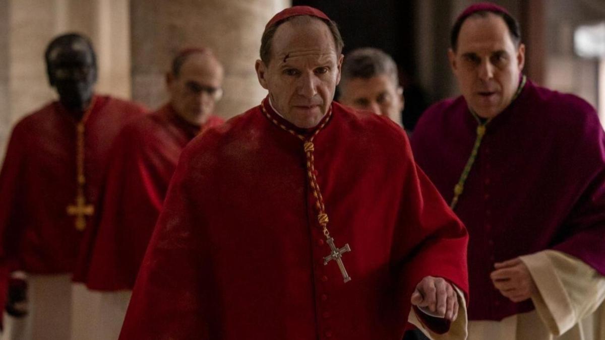 Conclave domina o BAFTA 2025; confira a lista de vencedores