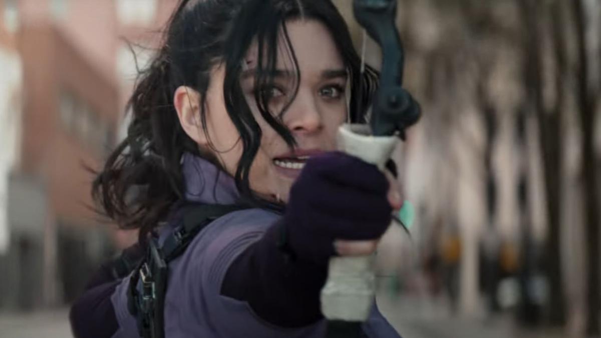 Hailee Steinfeld fala sobre o futuro de Kate Bishop no MCU: “Mal posso esperar para vê-la crescer”