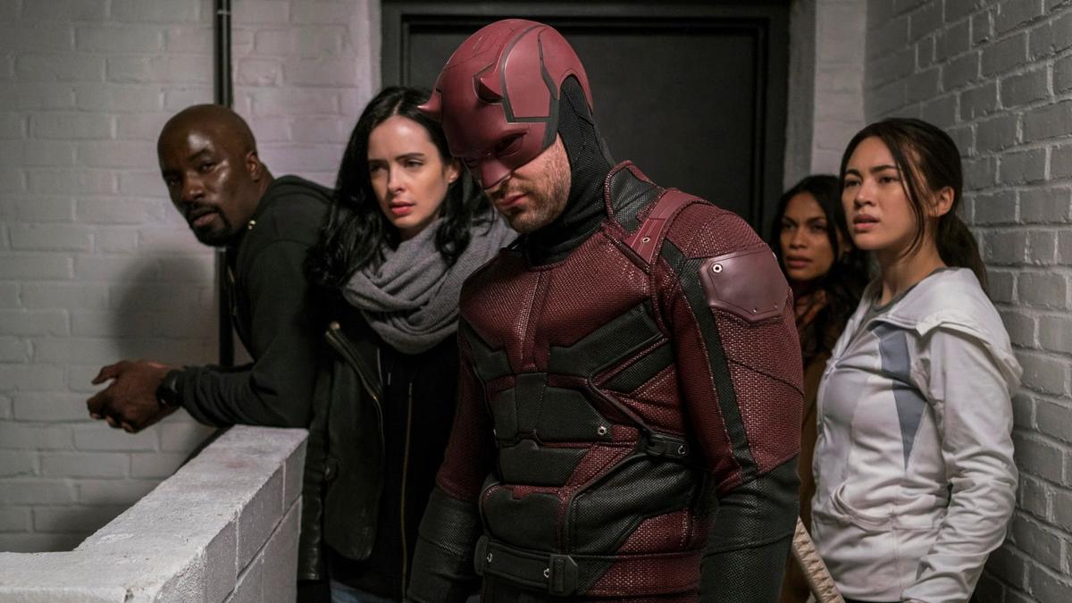 Demolidor: Renascido pode reunir os Defensores na 2ª temporada, sugere anúncio da NYCC